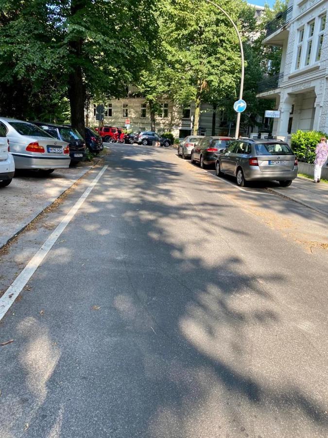 Alster Hamburg - Saniertes Und Mobliertes Apartment Mit Bad Und Kuche Екстериор снимка